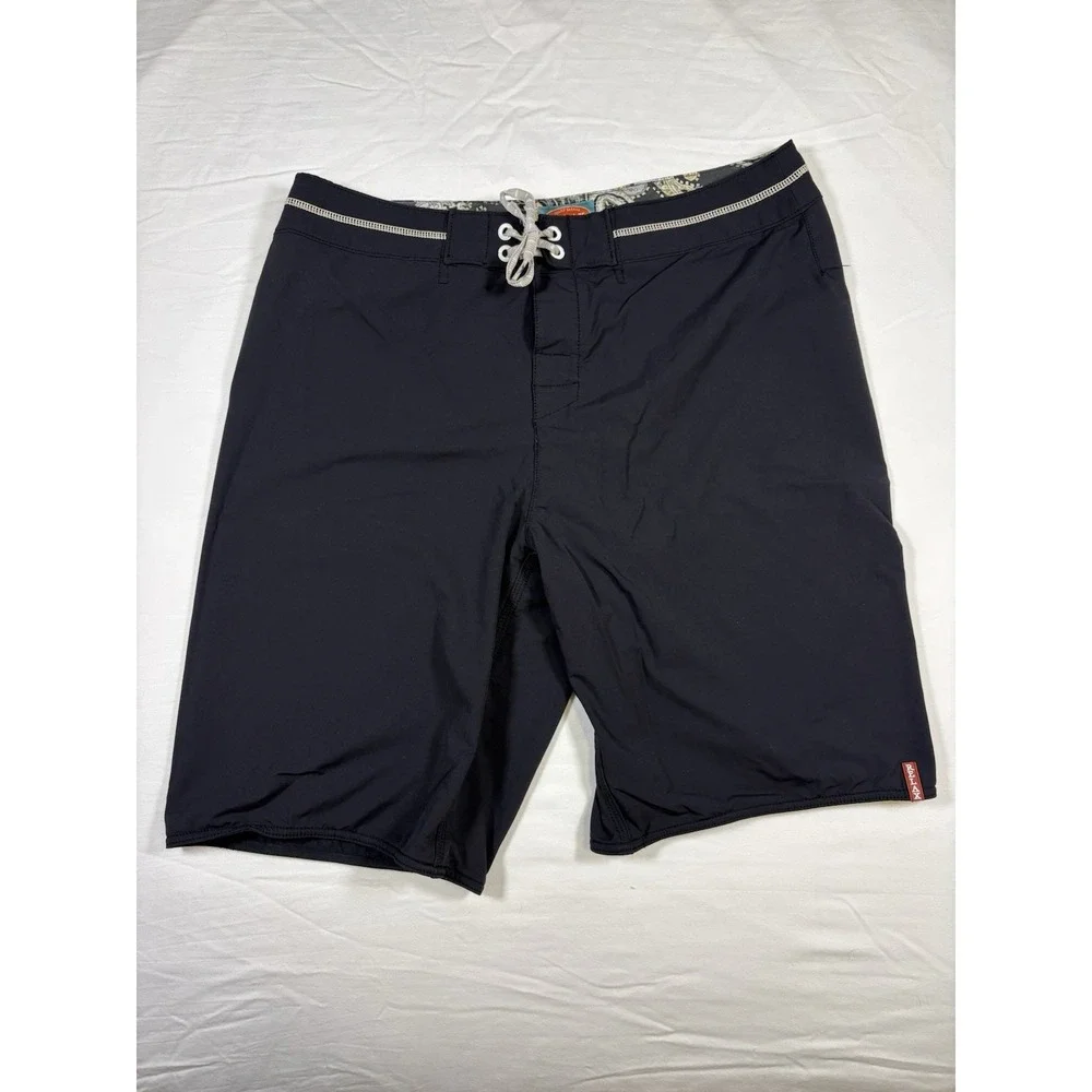 Tommy Bahama Relax Men's Black Board Shorts Size 38  Inseam 10.5 Comfort Waist